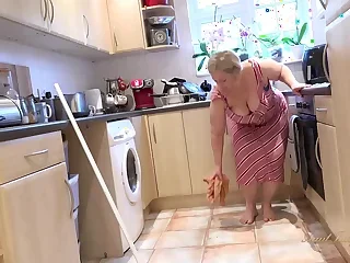 Mature Model XXX 0